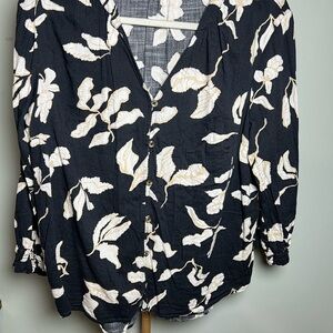 Sonoma Blue and Cream Notched Collar Button Down Shirt